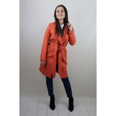 Pomarańczowy płaszcz