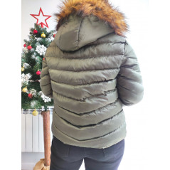 Kurtka damska zimowa pikowana z kapturem w kolorze khaki
