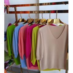 Sweterek z wiskozą w różnych kolorach