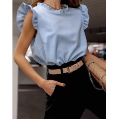 Błękitna bluzka damska z falbankowym rękawem
